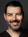 Dr. med. Yann Favre