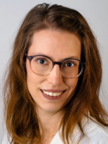 Dr. med. Emília Kiss
